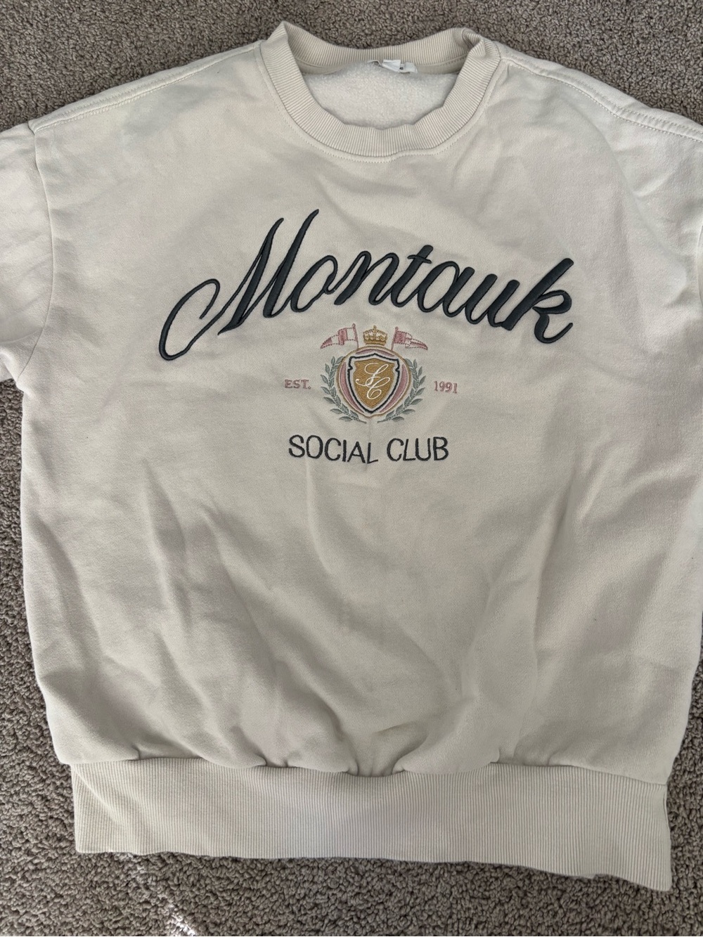 Garage crewneck
